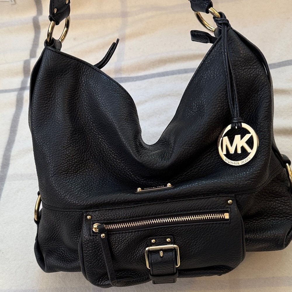 Michael Kors Black Pebbled Leather Hobo Shoulder Bag - Picture 3 of 16